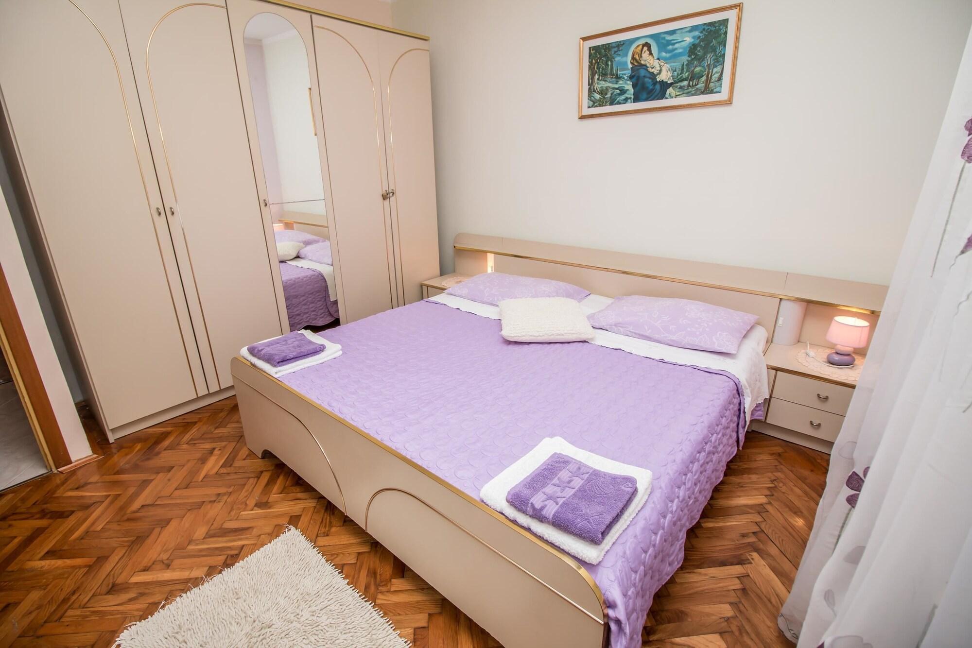 Divna Apartment